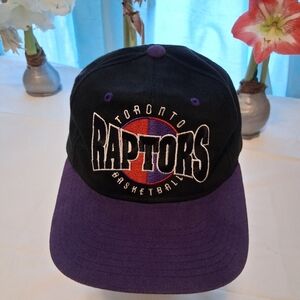 Vintage Starter Toronto Raptors Snapbat Hat